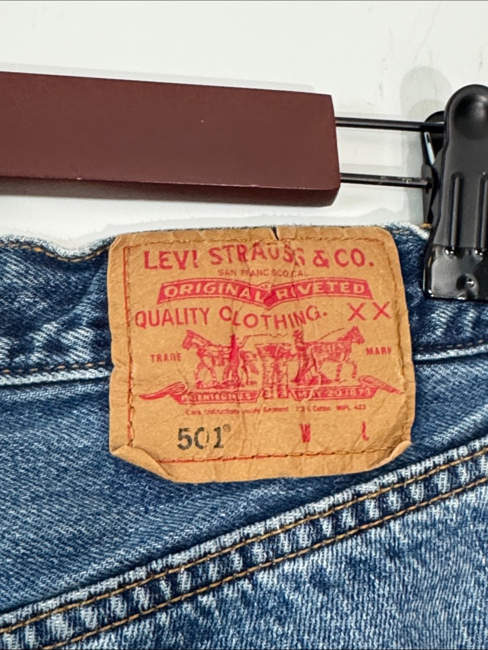 Levi's Womens 501 Vintage Straight-Leg Classic Indigo Denim Jeans Sz 28 - Picture 2 of 8